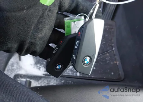 2024 BMW X1 xDrive28I z USA, uszkodzony, nr VIN WBX73EF03R5Y69947